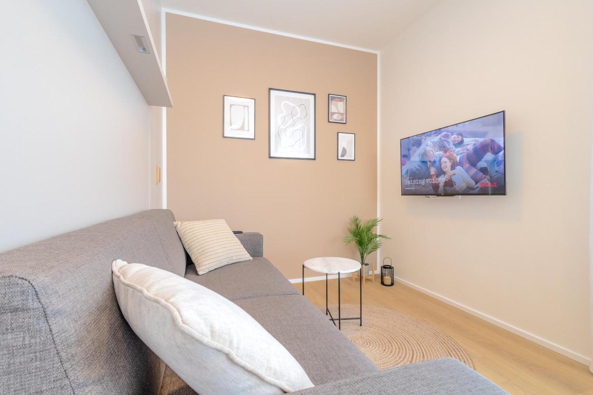 דירות Bright 2Br - 8Th Floor, Balcony, Free Parking - By Gravity פראג מראה חיצוני תמונה