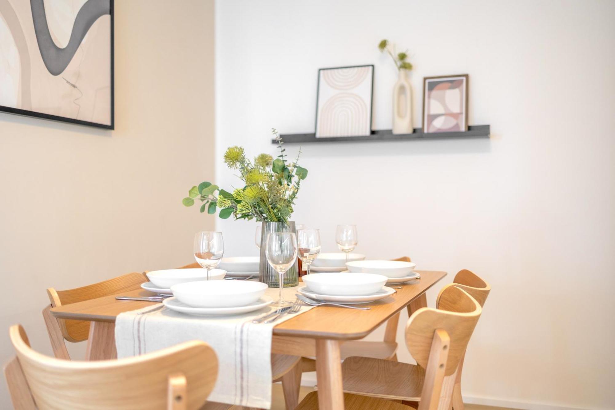 דירות Bright 2Br - 8Th Floor, Balcony, Free Parking - By Gravity פראג מראה חיצוני תמונה
