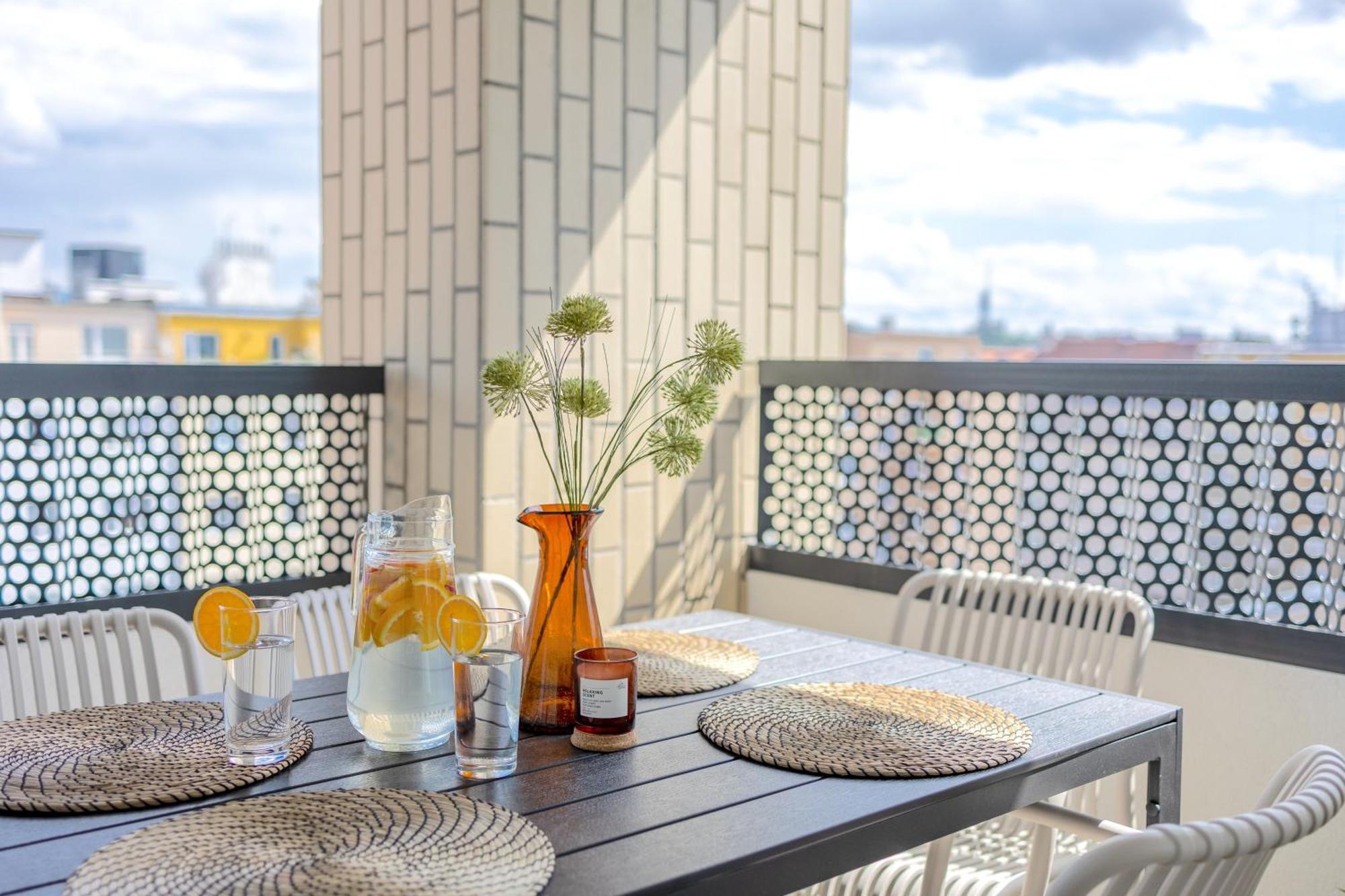 דירות Bright 2Br - 8Th Floor, Balcony, Free Parking - By Gravity פראג מראה חיצוני תמונה