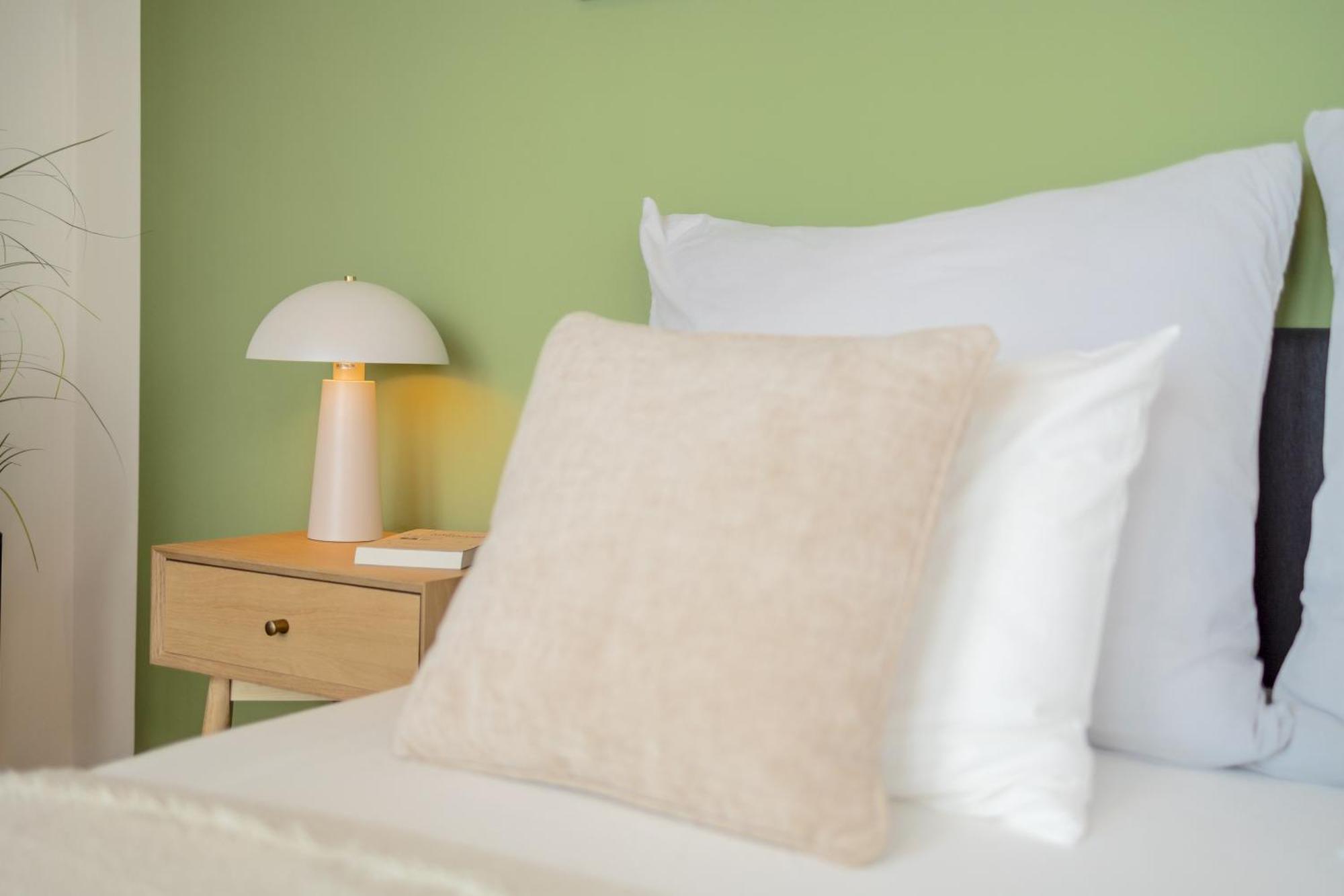 דירות Bright 2Br - 8Th Floor, Balcony, Free Parking - By Gravity פראג מראה חיצוני תמונה