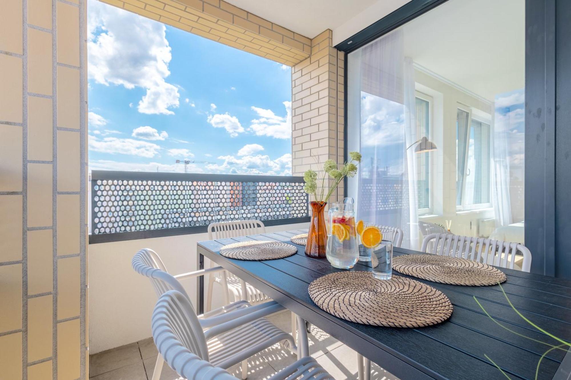 דירות Bright 2Br - 8Th Floor, Balcony, Free Parking - By Gravity פראג מראה חיצוני תמונה
